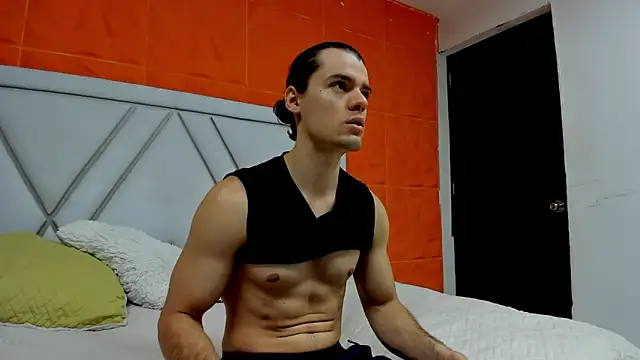 Snapshot of maxi_styles chatting on 02/26/26, 11:32 maxi styles online show from 02/26/26, 11:32