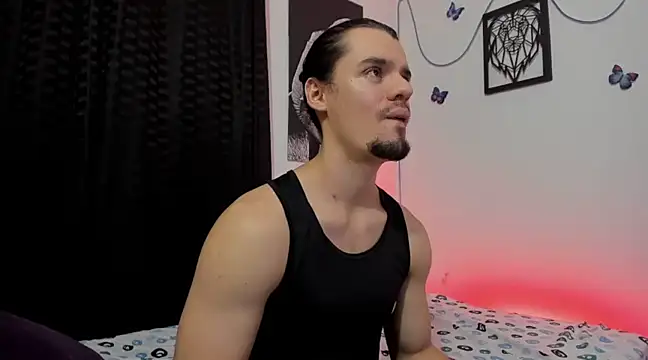 Snapshot of maxi_styles chatting on 03/01/25, 04:04 maxi styles online show from 03/01/25, 04:04