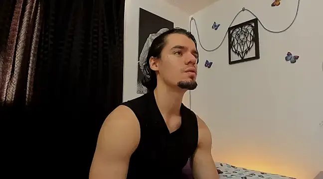 Snapshot of maxi_styles chatting on 02/07/25, 08:10 maxi styles online show from 02/07/25, 08:10