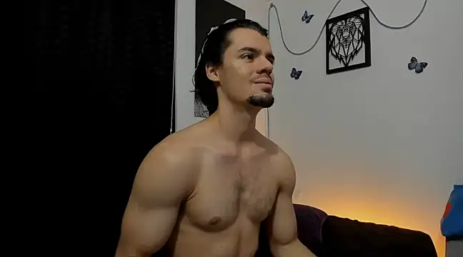 Snapshot of maxi_styles chatting on 01/31/25, 04:36 maxi styles online show from 01/31/25, 04:36