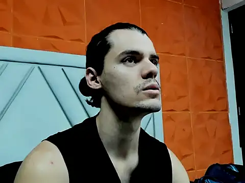 Snapshot of maxi_styles chatting on 02/10/26, 11:53 maxi styles online show from 02/10/26, 11:53