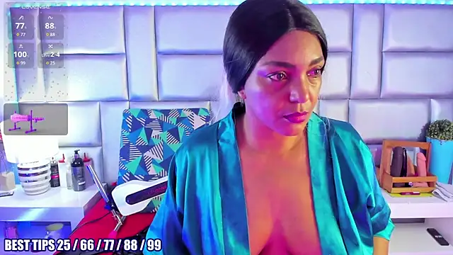 Snapshot of LovelyNickii chatting on 02/22/26, 01:02 LovelyNickii online show from 02/22/26, 01:02