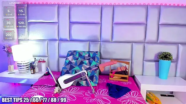 Snapshot of LovelyNickii chatting on 02/05/26, 01:40 LovelyNickii online show from 02/05/26, 01:40