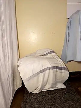 Snapshot of Dube501 chatting on 04/12/26, 06:05 Dube501 online show from 04/12/26, 06:05