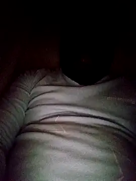 Snapshot of Dube501 chatting on 04/04/26, 04:35 Dube501 online show from 04/04/26, 04:35