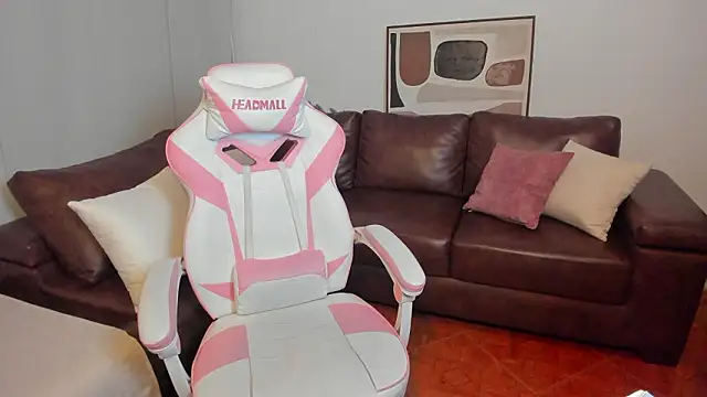 NoaLuxury online show from 02/10/26, 07:13