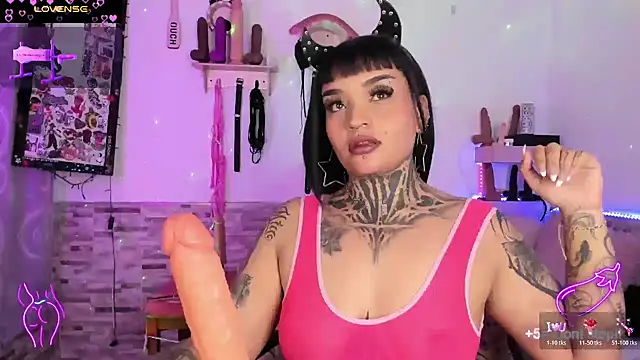 amyswallow7 online show from 03/12/26, 12:49