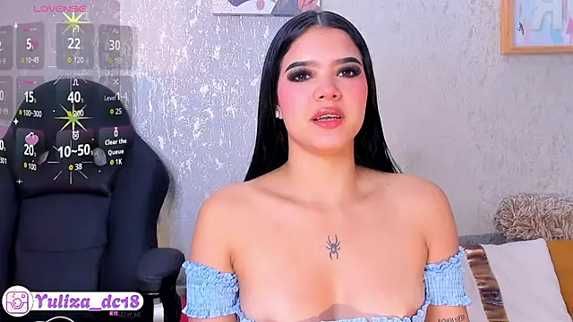 Luxury Woman online show from 02/14/26, 12:00