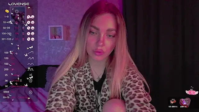 Mika Rayy online show from 02/10/25, 11:45