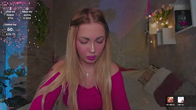 Mika Rayy online show from 04/22/26, 03:30