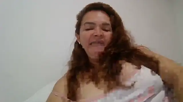 squirtlatinx online show from 04/18/26, 12:51
