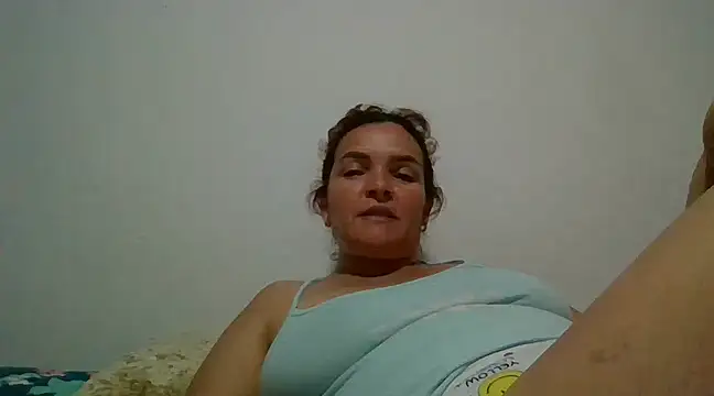 squirtlatinx online show from 02/13/25, 01:40