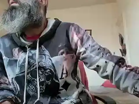 Snapshot of BaByArM81 chatting on 03/12/25, 09:13 BaByArM81 online show from 03/12/25, 09:13