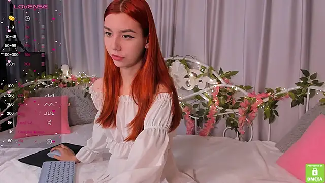 Snapshot of Amelia_skyy chatting on 09/19/25, 02:04 Amelia skyy online show from 09/19/25, 02:04