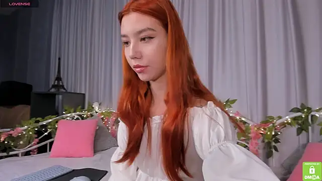 Snapshot of Amelia_skyy chatting on 10/27/25, 02:45 Amelia skyy online show from 10/27/25, 02:45