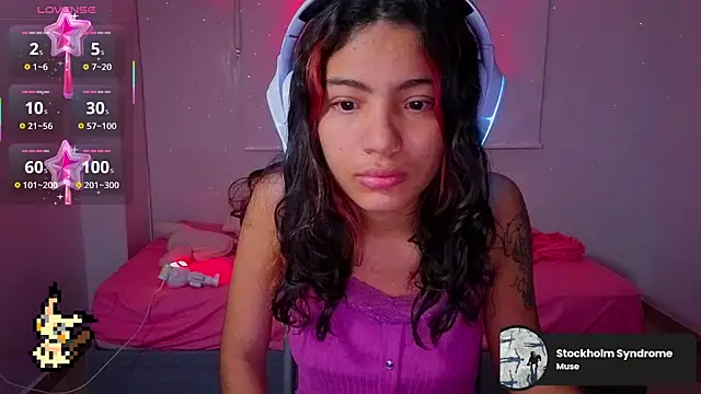 Snapshot of Lovelyamyy chatting on 12/16/25, 07:56 Lovelyamyy online show from 12/16/25, 07:56