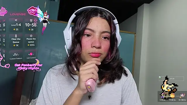 Snapshot of Lovelyamyy chatting on 10/26/25, 11:16 Lovelyamyy online show from 10/26/25, 11:16