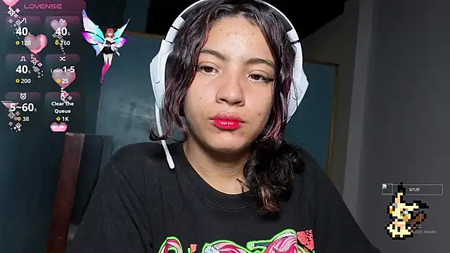 Snapshot of Lovelyamyy chatting on 11/07/25, 01:15 Lovelyamyy online show from 11/07/25, 01:15