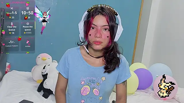 Lovelyamyy online show from 09/19/25, 03:49