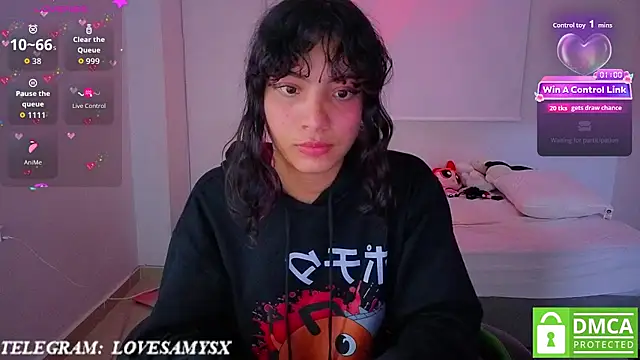 Lovelyamyy online show from 04/10/26, 06:31