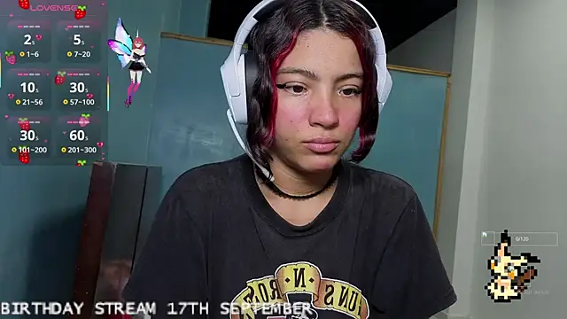 Lovelyamyy online show from 09/16/25, 07:04
