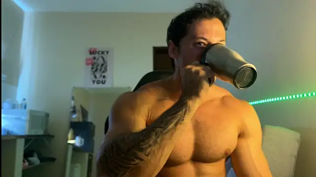 Lucasfit24 online show from 04/09/26, 02:12