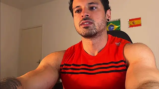 Snapshot of Lucasfit24 chatting on 07/10/26, 03:17 Lucasfit24 online show from 07/10/26, 03:17