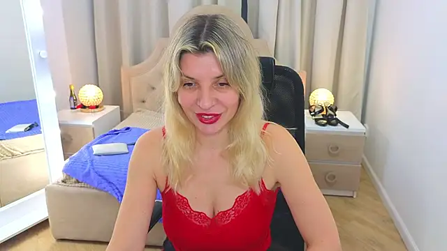 M I A M I A online show from 03/03/26, 11:06