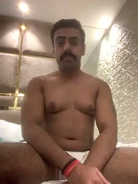 vaibhavchugh38 online show from 01/12/25, 07:21