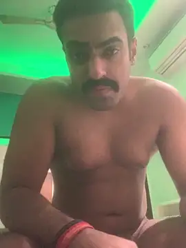 vaibhavchugh38 online show from 01/13/25, 09:20