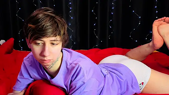 Timothy Fox online show from 10/14/25, 02:23