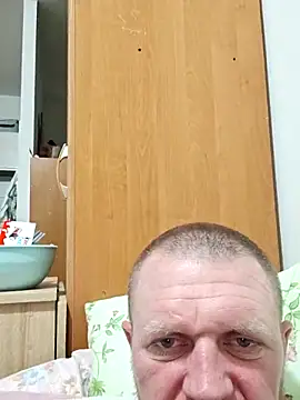 RUUsslan1203 online show from 04/18/26, 12:57