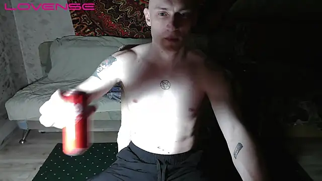 Snapshot of johnny_positive chatting on 05/21/26, 05:21 johnny positive online show from 05/21/26, 05:21