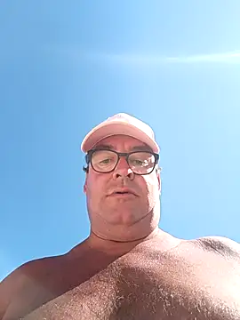 Snapshot of MountJohnXL chatting on 02/17/25, 02:38 MountJohnXL online show from 02/17/25, 02:38