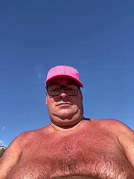 MountJohnXL online show from 12/20/25, 03:37