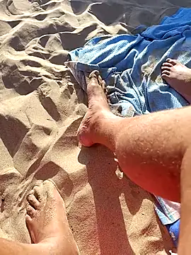 Snapshot of MountJohnXL chatting on 02/26/25, 05:31 MountJohnXL online show from 02/26/25, 05:31