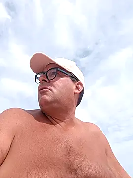 Snapshot of MountJohnXL chatting on 03/18/25, 03:55 MountJohnXL online show from 03/18/25, 03:55