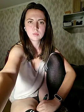 Melenka online show from 09/23/25, 09:55