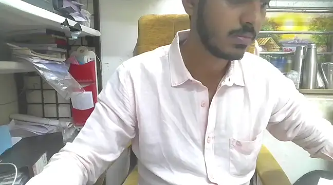 Snapshot of cute_modell chatting on 02/27/25, 01:07 cute modell online show from 02/27/25, 01:07