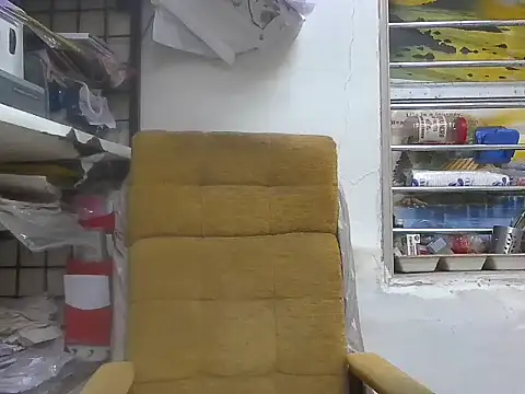 cute modell online show from 02/16/26, 12:59