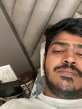 Snapshot of cute_modell chatting on 10/12/25, 10:05 cute modell online show from 10/12/25, 10:05