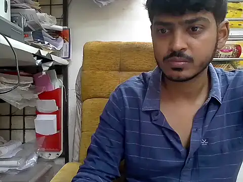 Snapshot of cute_modell chatting on 09/17/25, 08:27 cute modell online show from 09/17/25, 08:27