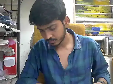 cute modell online show from 11/08/25, 11:58