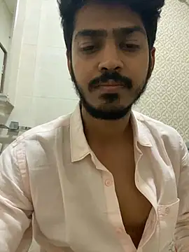 Snapshot of cute_modell chatting on 01/13/25, 04:51 cute modell online show from 01/13/25, 04:51