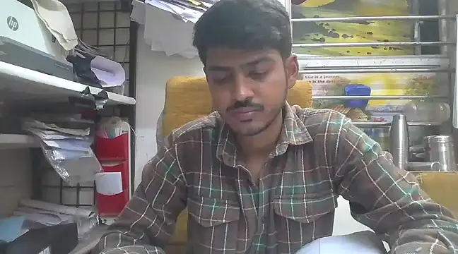 Snapshot of cute_modell chatting on 02/28/25, 12:31 cute modell online show from 02/28/25, 12:31