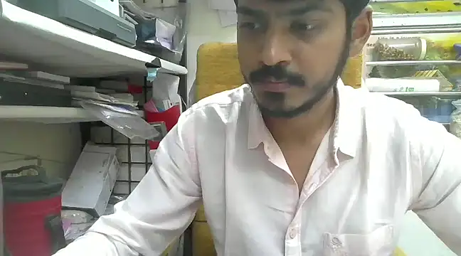 Snapshot of cute_modell chatting on 01/13/25, 12:13 cute modell online show from 01/13/25, 12:13