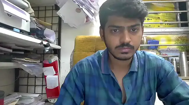 Snapshot of cute_modell chatting on 03/21/25, 12:17 cute modell online show from 03/21/25, 12:17