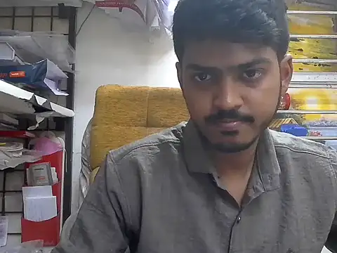 cute modell online show from 12/20/25, 12:08