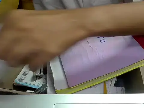 Snapshot of cute_modell chatting on 10/09/25, 12:17 cute modell online show from 10/09/25, 12:17