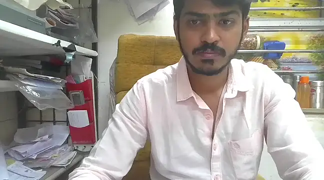 Snapshot of cute_modell chatting on 02/14/25, 09:55 cute modell online show from 02/14/25, 09:55